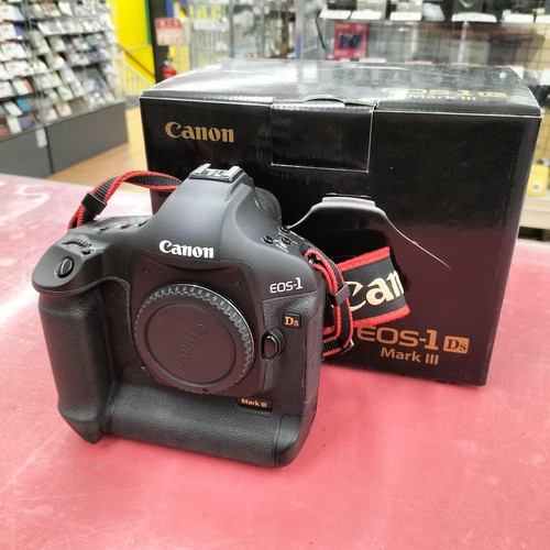 Canon eos 1ds mark - canon, eos-1ds